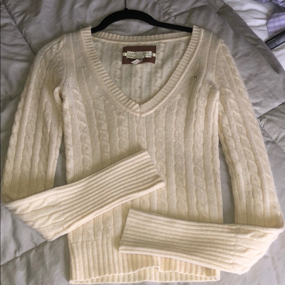 Abercrombie sweater 70/20/10: wool,nylon,cashmere